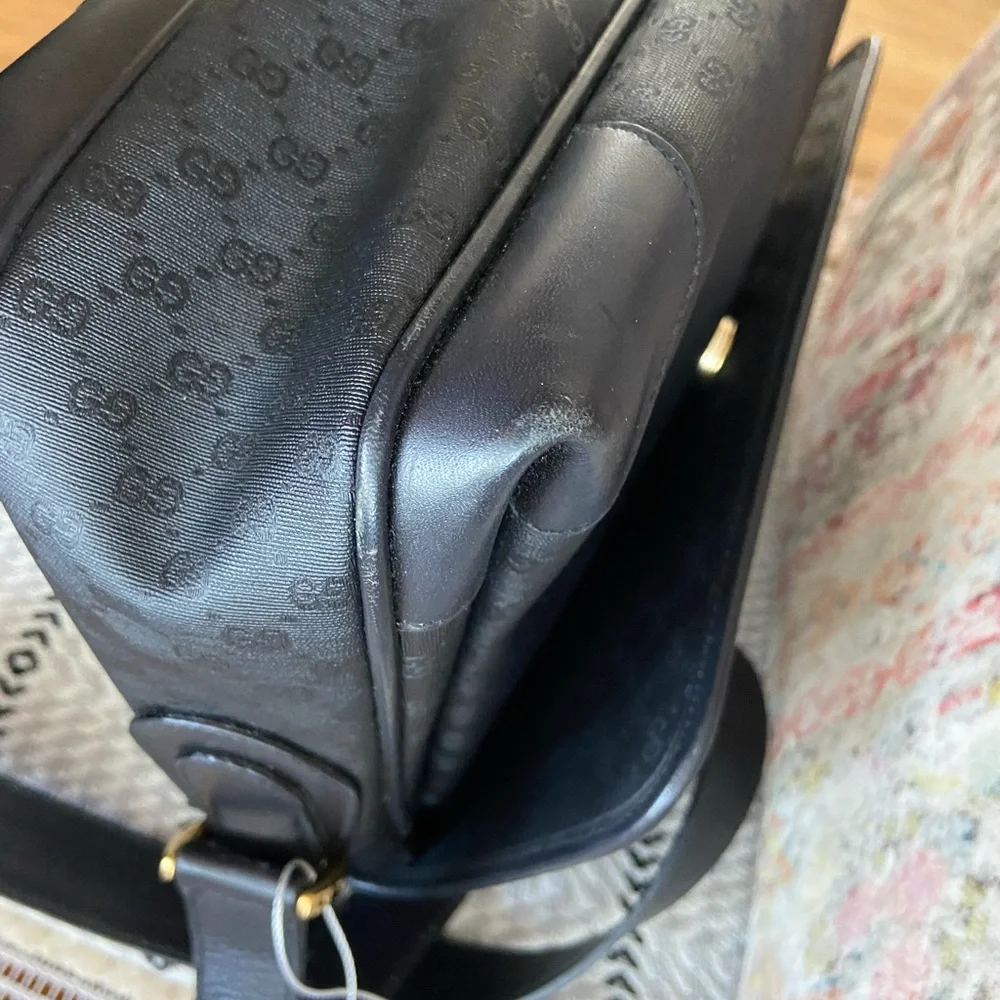 Gucci GG Messenger Bag